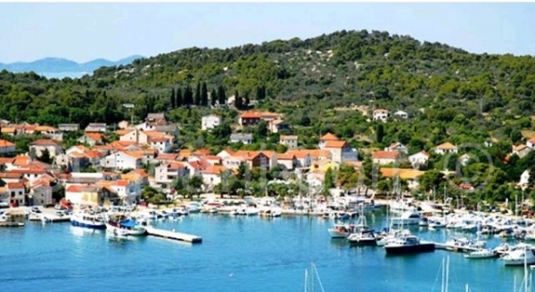 Općini Kukljica odobreno 160.000 kn za obnovu javne rasvjete